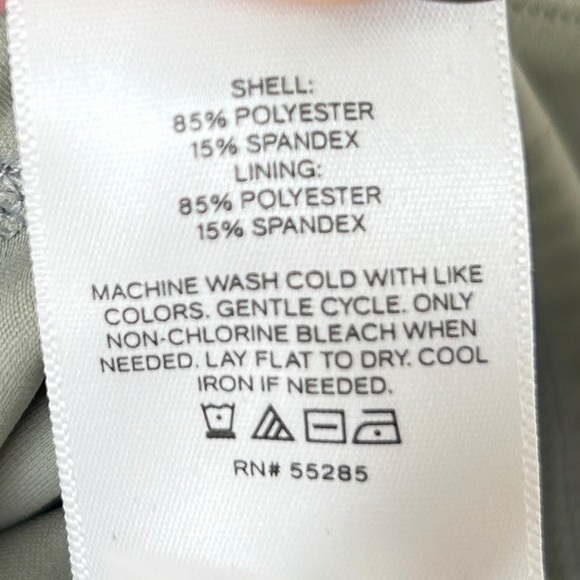 Express Body Contour Tank Top - Picture 3 of 3